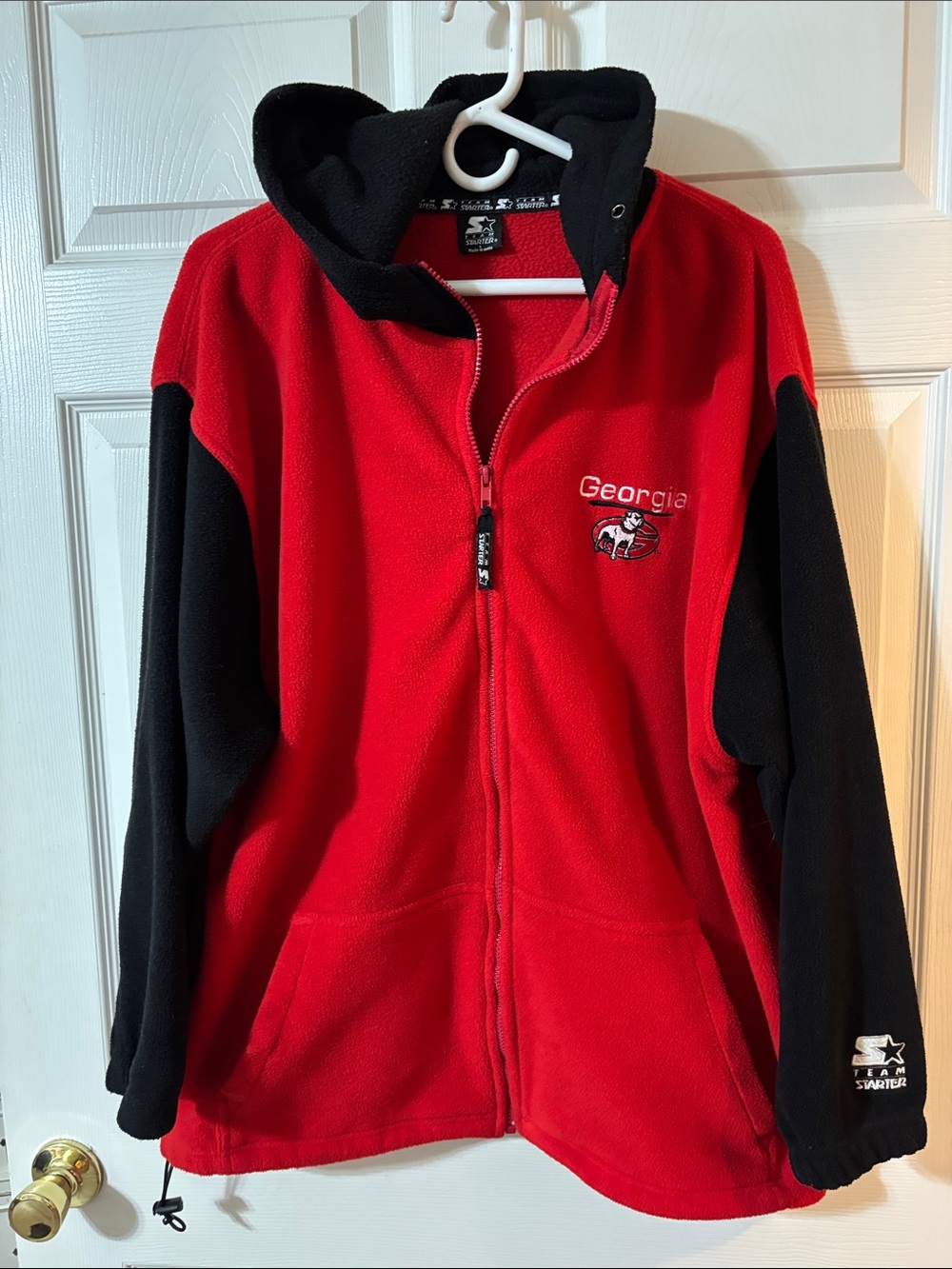 STARTER Georgia Red and Black Hooded Fleece Jacket